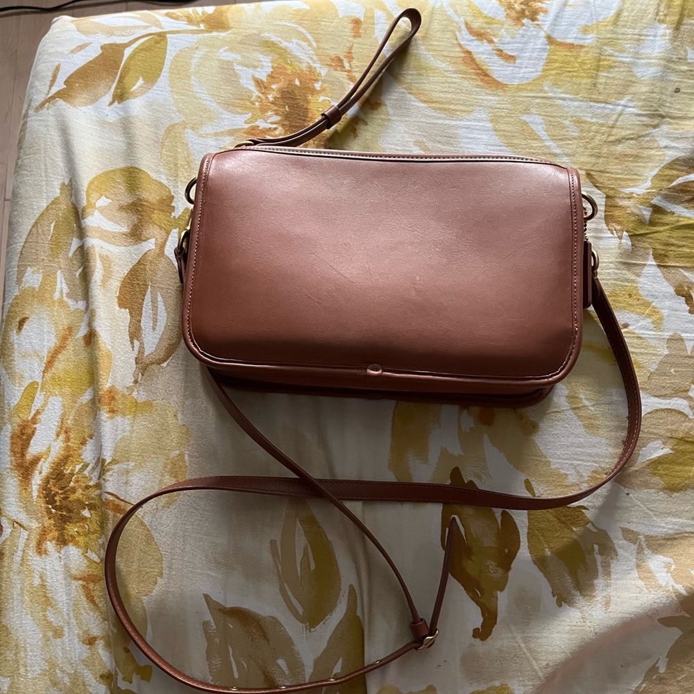 COACH Quinn Crossbody